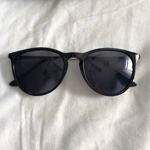 Stylish Black Sunglasses
